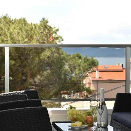 Hani 1 - One Bedroom With Balcony And Sea View * Μακάρσκα